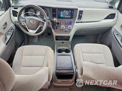 Zdjęcie 8 z 12 samochodu: 2015 TOYOTA SIENNA LE VIN:5TDKK3DC3FS616399 - miniatura