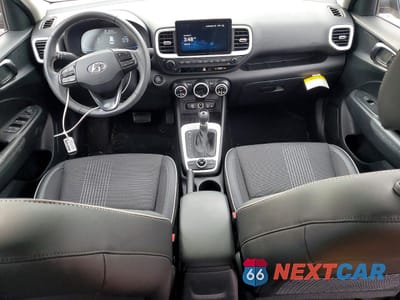 Zdjęcie 8 z 13 samochodu: 2024 HYUNDAI VENUE VIN:KMHRC8A34RU320638 - miniatura