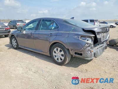 Drugie zdjęcie samochodu z przodu: 2022 TOYOTA CAMRY LE VIN:4T1C31AK7NU576190 - miniatura