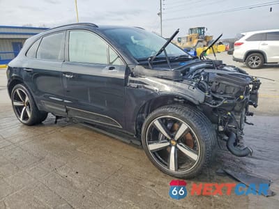 Czwarte zdjęcie samochodu z boku: 2023 PORSCHE MACAN BASE VIN:WP1AA2A52PLB17898 - miniatura