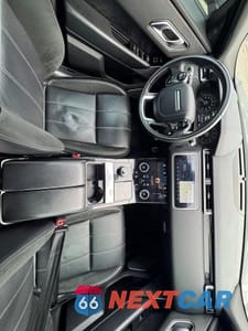 Zdjęcie 9 z 10 samochodu: 2020 LAND ROVER RANGE ROVER VELAR R-DYNAMIC S VIN:SALYK2EX4LA280625 - miniatura