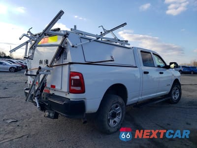 Trzecie zdjęcie samochodu z tyłu: 2022 RAM 2500 UTILITY / SERVICE TRUCK VIN:3C6UR5CJXNG298401 - miniatura