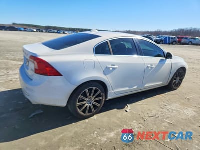 Trzecie zdjęcie samochodu z tyłu: 2016 VOLVO S60 PLATINUM VIN:LYV402FM6GB097130 - miniatura