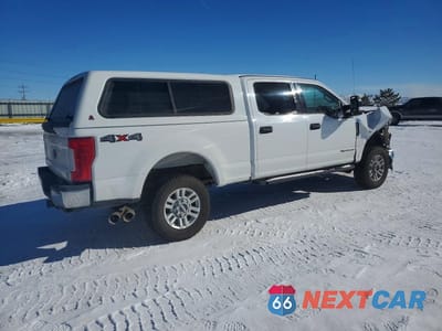 Trzecie zdjęcie samochodu z tyłu: 2017 FORD F250 SUPER DUTY VIN:1FT7W2BT4HED93824 - miniatura