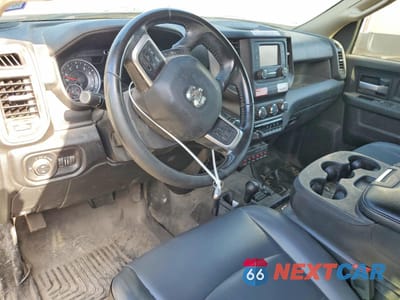 Zdjęcie 8 z 14 samochodu: 2019 RAM 2500 TRADESMAN VIN:3C6UR5CJ8KG691017 - miniatura