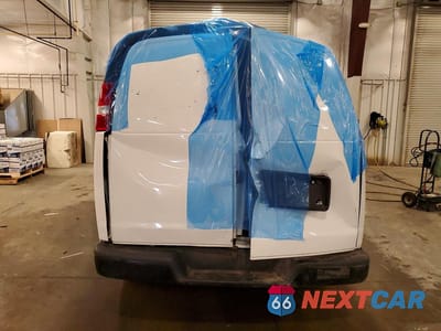 Zdjęcie 6 z 12 samochodu: 2021 CHEVROLET EXPRESS 2500 CARGO UTILITY / SERVICE VAN VIN:1GCWGAFP2M1200054 - miniatura