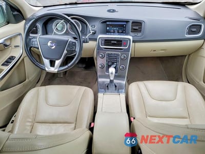 Zdjęcie 8 z 12 samochodu: 2013 VOLVO S60 T5 VIN:YV1612FH2D2186922 - miniatura