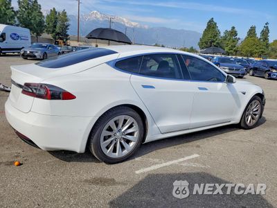 Trzecie zdjęcie samochodu z tyłu: 2016 TESLA MODEL S VIN:5YJSA1E15GF141218 - miniatura