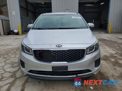 Piąte zdjęcie samochodu w środku: 2016 KIA SEDONA LX VIN:KNDMB5C11G6195398 - miniatura