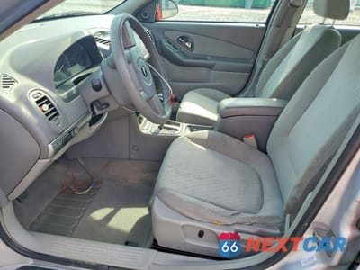 Zdjęcie 7 z 12 samochodu: 2005 CHEVROLET MALIBU VIN:1G1ZS52F95F333570 - miniatura