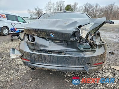 Zdjęcie 6 z 12 samochodu: 2016 BMW 320 XI VIN:WBA8A3C55GK690140 - miniatura