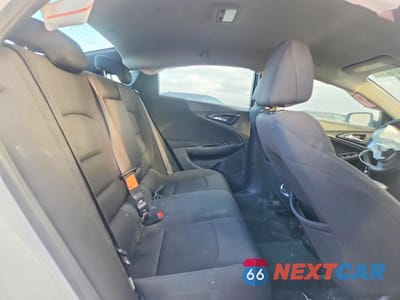 Zdjęcie 10 z 12 samochodu: 2022 CHEVROLET MALIBU LT VIN:1G1ZD5ST4NF167698 - miniatura