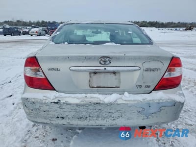 Zdjęcie 6 z 12 samochodu: 2003 TOYOTA CAMRY LE VIN:4T1BF32K93U551642 - miniatura