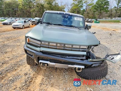 Piąte zdjęcie samochodu w środku: 2024 GMC HUMMER SUV 3X VIN:1GKB0RDC6RU102303 - miniatura