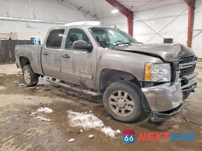 Czwarte zdjęcie samochodu z boku: 2012 CHEVROLET SILVERADO K2500 HEAVY DUTY LT VIN:1GC1KXCG4CF154423 - miniatura