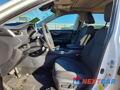 Zdjęcie 7 z 13 samochodu: 2024 TOYOTA RAV4 XLE VIN:2T3W1RFV0RW315436 - miniatura