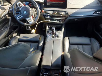 Zdjęcie 8 z 12 samochodu: 2021 BMW M5 VIN:WBS83CH08MCG82044 - miniatura