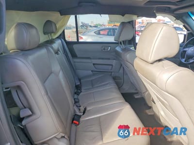 Zdjęcie 11 z 14 samochodu: 2010 HONDA PILOT EXL VIN:5FNYF3H63AB012576 - miniatura