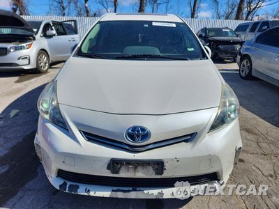 Piąte zdjęcie samochodu w środku: 2012 TOYOTA PRIUS V VIN:JTDZN3EU9C3104298 - miniatura