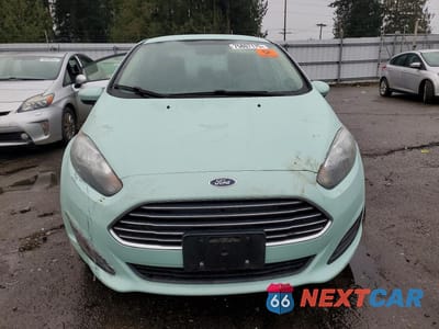 Piąte zdjęcie samochodu w środku: 2018 FORD FIESTA SE VIN:3FADP4BJ2JM130540 - miniatura