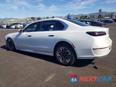 Drugie zdjęcie samochodu z przodu: 2025 BMW I7 EDRIVE50 VIN:WBY43EJ02SCT41887 - miniatura