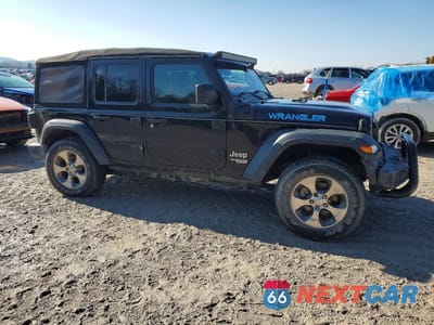 Czwarte zdjęcie samochodu z boku: 2018 JEEP WRANGLER UNLIMITED SPORT VIN:1C4HJXDG2JW274475 - miniatura