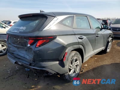 Trzecie zdjęcie samochodu z tyłu: 2025 HYUNDAI TUCSON SE VIN:5NMJA3DE1SH461459 - miniatura