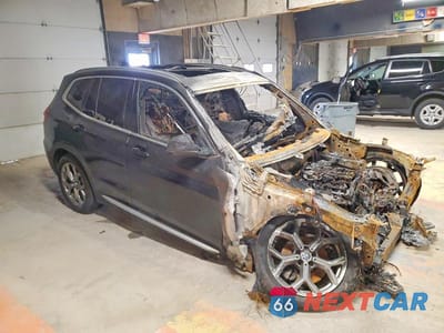 Czwarte zdjęcie samochodu z boku: 2020 BMW X3 XDRIVE30I VIN:5UXTY5C03LLT36175 - miniatura