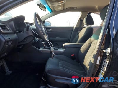 Zdjęcie 7 z 11 samochodu: 2018 KIA OPTIMA LX VIN:5XXGT4L37JG243713 - miniatura