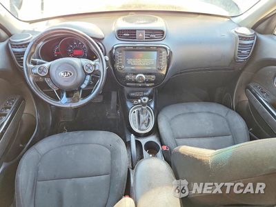 Zdjęcie 8 z 12 samochodu: 2014 KIA SOUL + VIN:KNDJP3A52E7022740 - miniatura