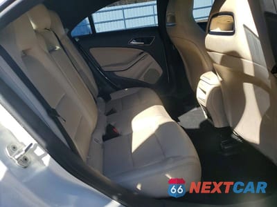 Zdjęcie 10 z 12 samochodu: 2014 MERCEDES-BENZ CLA 250 VIN:WDDSJ4EB8EN104839 - miniatura