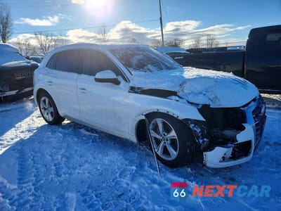 Czwarte zdjęcie samochodu z boku: 2018 AUDI Q5 PREMIUM PLUS VIN:WA1BNAFY7J2090101 - miniatura