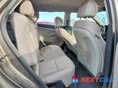 Zdjęcie 11 z 13 samochodu: 2018 HYUNDAI TUCSON SEL VIN:KM8J33A43JU673868 - miniatura