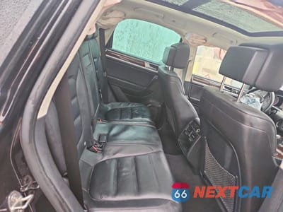 Zdjęcie 11 z 12 samochodu: 2016 VOLKSWAGEN TOUAREG TDI VIN:WVGEP9BP0GD005360 - miniatura