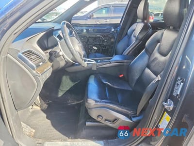 Zdjęcie 7 z 13 samochodu: 2018 VOLVO XC90 T6 VIN:YV4A22PKXJ1210843 - miniatura