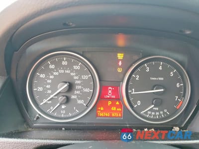 Zdjęcie 9 z 13 samochodu: 2013 BMW X1 XDRIVE28I VIN:WBAVL1C53DVR90951 - miniatura