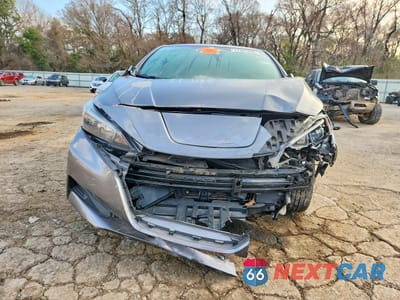 Piąte zdjęcie samochodu w środku: 2019 NISSAN LEAF S VIN:1N4AZ1CPXKC309541 - miniatura