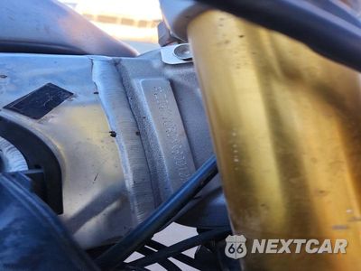 Zdjęcie 8 z 8 samochodu: 2024 APRILIA RSV4 1100 VIN:ZD4KYUA0XRS001055 - miniatura