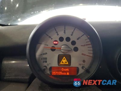 Zdjęcie 9 z 11 samochodu: 2013 MINI COOPER S VIN:WMWSV3C51DT479761 - miniatura