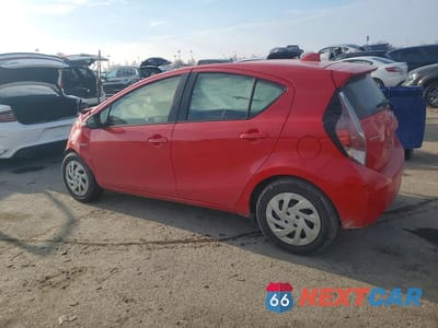 Drugie zdjęcie samochodu z przodu: 2016 TOYOTA PRIUS C ONE VIN:JTDKDTB39G1118512 - miniatura