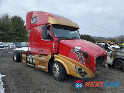 2007 VOLVO VNL SEMI TRUCK 4V4NC9TG67N429753 - główne zdjęcie licytacji z USA - miniatura