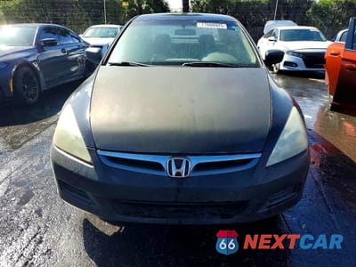 Piąte zdjęcie samochodu w środku: 2006 HONDA ACCORD SE VIN:1HGCM56396A140505 - miniatura