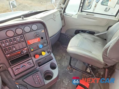 Zdjęcie 6 z 10 samochodu: 2017 INTERNATIONAL PROSTAR SEMI TRUCK VIN:1HSDGAPR3HH501900 - miniatura