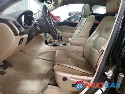 Zdjęcie 7 z 13 samochodu: 2017 JEEP GRAND CHEROKEE OVERLAND VIN:1C4RJFCG6HC750707 - miniatura