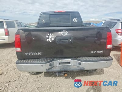 Zdjęcie 6 z 11 samochodu: 2015 NISSAN TITAN SV VIN:1N6AA0EC5FN509949 - miniatura