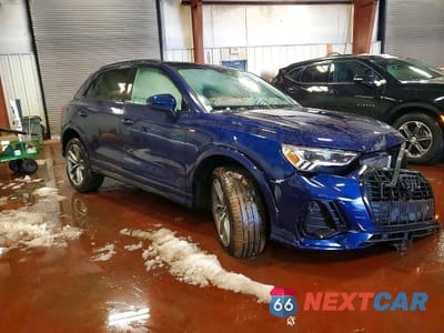 Czwarte zdjęcie samochodu z boku: 2024 AUDI Q3 PREMIUM PLUS S LINE 45 VIN:WA1EECF30R1150721 - miniatura