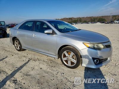 Czwarte zdjęcie samochodu z boku: 2013 TOYOTA CAMRY SE VIN:4T1BF1FK4DU661417 - miniatura