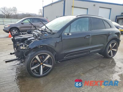 2023 PORSCHE MACAN BASE WP1AA2A52PLB17898 - główne zdjęcie licytacji z USA - miniatura