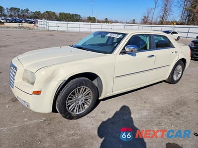 2010 CHRYSLER 300 TOURING 2C3CA5CV0AH185277 - główne zdjęcie licytacji z USA - miniatura