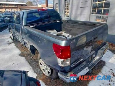 Trzecie zdjęcie samochodu z tyłu: 2010 TOYOTA TUNDRA DOUBLE CAB SR5 VIN:5TFRY5F15AX097623 - miniatura